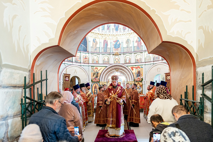 Архиерейское богослужение в Никитском храме села Никитского г.о. Домодедово